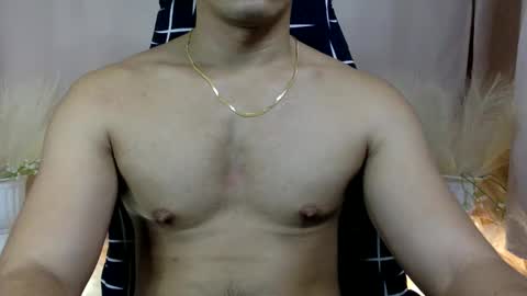 Snapshot of 000batman000 chatting on December 20, 2024, 5:57 am Bruce online show from December 20, 2024, 5:57 am