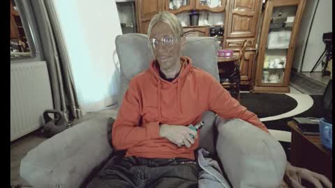 jeff online show from October 1, 2025, 6:19 am