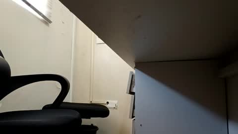 03aype online show from November 7, 2025, 2:50 pm