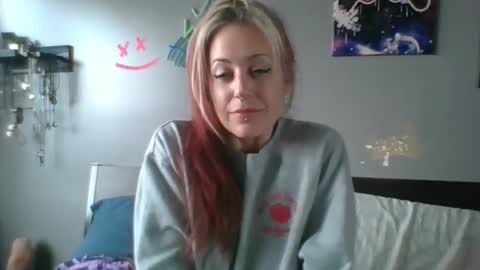 0_jinx_0 online show from November 7, 2025, 6:19 pm