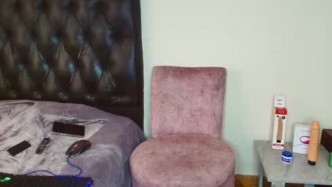 0 oJacob online show from October 7, 2025, 7:55 pm