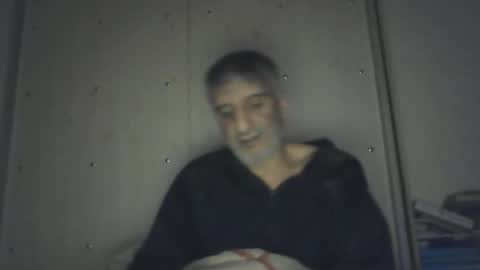 Snapshot of 0luvmonkey chatting on January 12, 2026, 7:08 pm 0luvmonkey online show from January 12, 2026, 7:08 pm