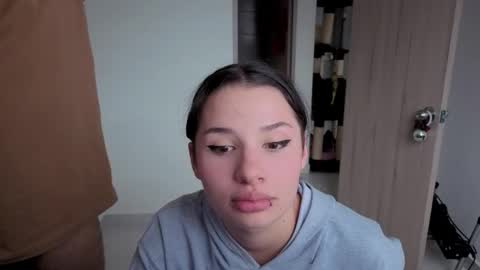 Steven  e online show from December 2, 2025, 10:27 pm