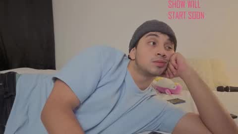 Steven  e online show from February 16, 2026, 11:34 pm