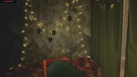 Snapshot of 0ophelia chatting on February 18, 2026, 9:11 pm 0ophelia online show from February 18, 2026, 9:11 pm