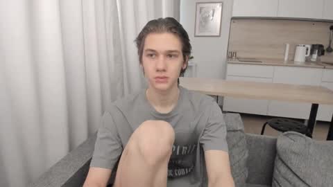 Adam online show from October 4, 2025, 4:10 am