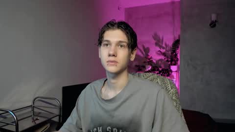 Adam online show from November 4, 2025, 10:14 am