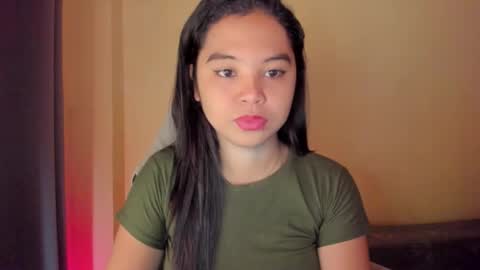 Snapshot of 0wwlo0k chatting on October 7, 2025, 4:31 am 0wwlo0k online show from October 7, 2025, 4:31 am