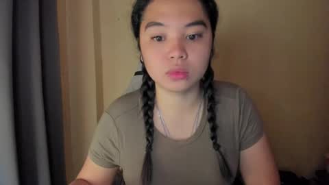 0wwlo0k online show from March 22, 2026, 4:49 am