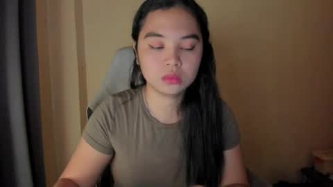 0wwlo0k online show from April 5, 2026, 5:48 am