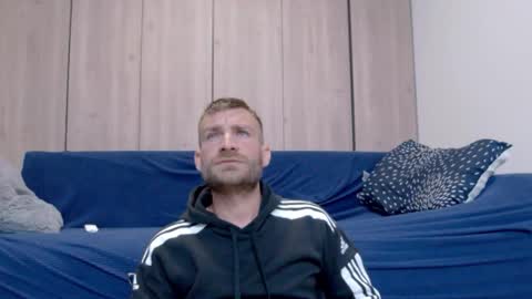 10in_deluxe online show from October 18, 2025, 6:52 pm