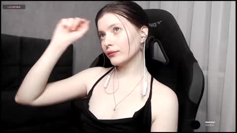 111__________________ online show from November 13, 2025, 2:27 pm