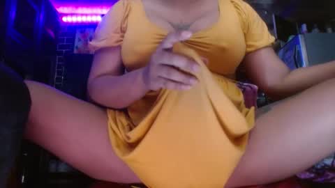  i am trixie im Your Selfsucking Mistress  online show from November 20, 2025, 4:01 am