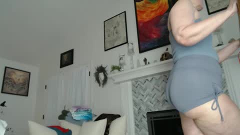 Snapshot of 11willowandjohn11 chatting on November 24, 2025, 12:38 pm Aurora Willows online show from November 24, 2025, 12:38 pm