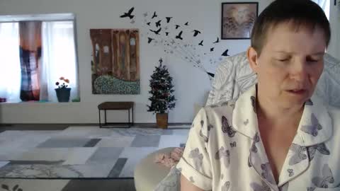 Snapshot of 11willowandjohn11 chatting on November 29, 2025, 2:42 pm Aurora Willows online show from November 29, 2025, 2:42 pm