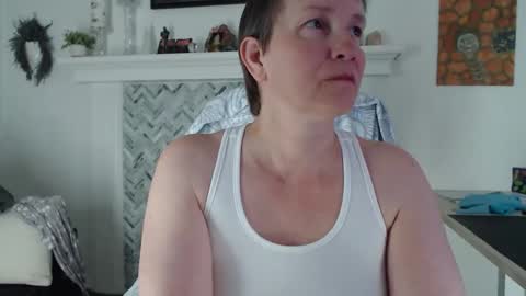 Aurora Willows online show from January 13, 2026, 11:04 am