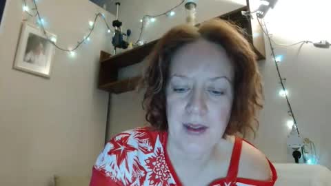 12ennie online show from December 16, 2025, 7:46 am