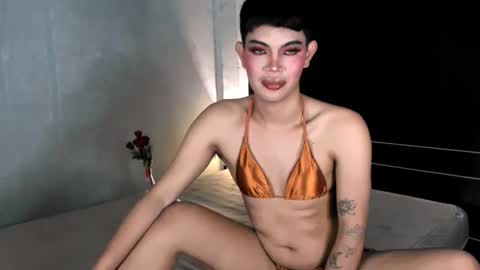 Leren online show from January 3, 2025, 8:01 pm