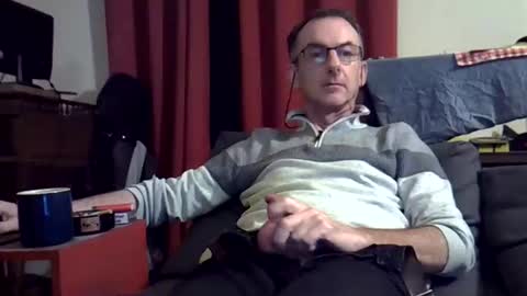 18remy45 online show from December 17, 2025, 8:26 pm