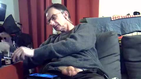 Snapshot of 18remy45 chatting on May 16, 2026, 12:29 am 18remy45 online show from May 16, 2026, 12:29 am