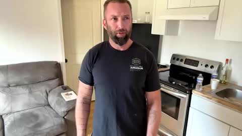 Snapshot of 1981thor chatting on December 17, 2025, 6:14 pm 1981thor online show from December 17, 2025, 6:14 pm