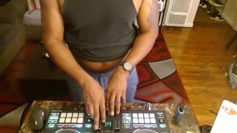 Snapshot of 19ericb68 chatting on February 6, 2025, 5:35 am Mr. E the BBC online show from February 6, 2025, 5:35 am