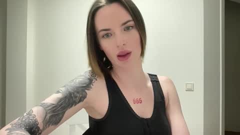 DOVE online show from September 21, 2025, 7:04 pm