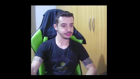 1good_vibes1 online show from November 2, 2025, 2:58 am