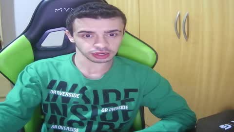 1good_vibes1 online show from June 7, 2026, 5:55 am