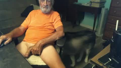 1handyanddee online show from September 9, 2025, 1:16 am