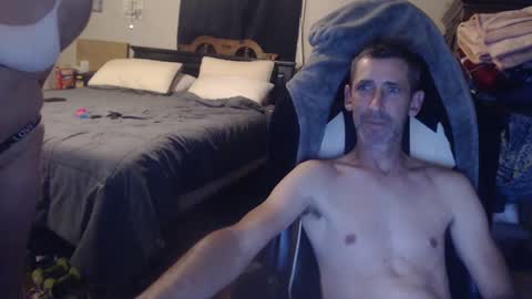 1hotcouple2c online show from September 20, 2025, 12:00 am