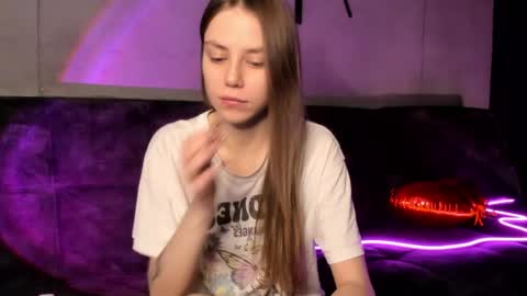 Snapshot of 1i1ypa1mer chatting on February 16, 2025, 8:55 pm Lily 3 online show from February 16, 2025, 8:55 pm