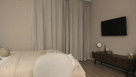 Snapshot of 1i1ypa1mer chatting on September 27, 2025, 6:57 pm Lily 3 online show from September 27, 2025, 6:57 pm