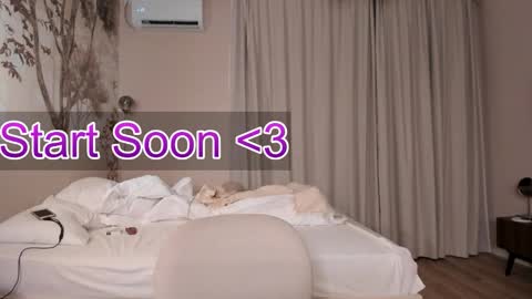 Lily 3 online show from November 22, 2025, 1:15 am