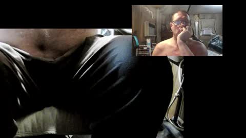 Snapshot of 1isallineed chatting on November 7, 2025, 3:45 pm Pussy Slayer online show from November 7, 2025, 3:45 pm