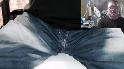 Snapshot of 1isallineed chatting on January 14, 2026, 12:11 pm Pussy Slayer online show from January 14, 2026, 12:11 pm