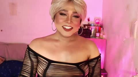1lovelymess online show from July 19, 2026, 3:54 am