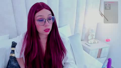 bella   online show from February 7, 2025, 4:16 am