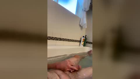 1nicemember77777 online show from May 24, 2026, 9:53 pm