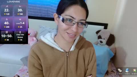 Snapshot of 1sasha_grey__1 chatting on December 17, 2024, 11:38 pm paola online show from December 17, 2024, 11:38 pm