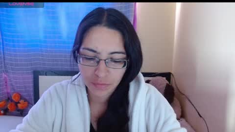 paola online show from December 5, 2025, 8:05 pm