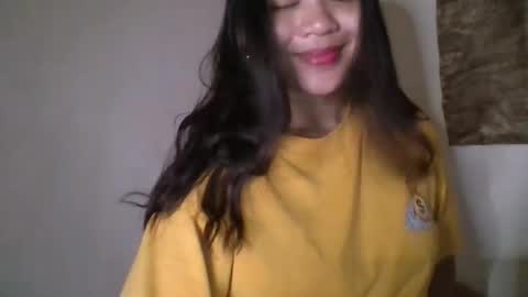 1smile4u online show from April 20, 2026, 1:36 pm