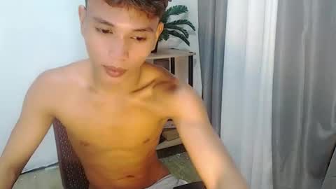 1sweetloverxx online show from May 18, 2026, 12:55 pm