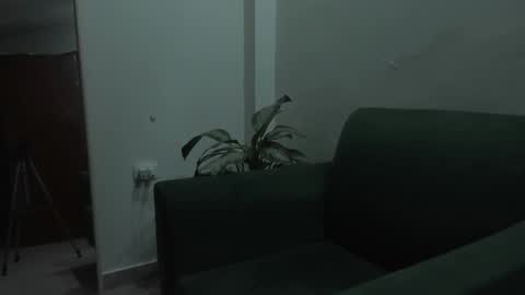 1Threestar online show from October 23, 2025, 11:20 am