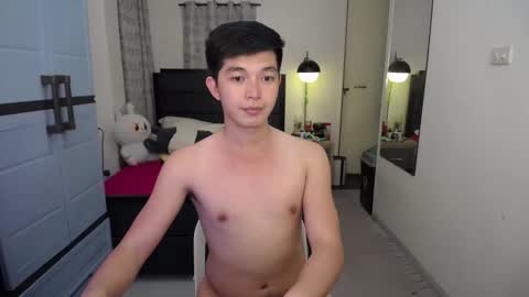 Max online show from October 18, 2025, 7:20 am