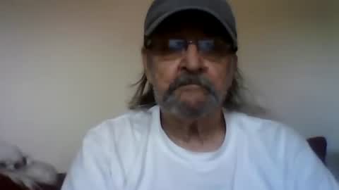 1valentine online show from October 21, 2025, 7:14 pm