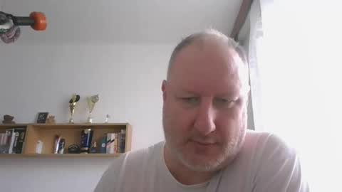 1vaso online show from September 30, 2025, 7:35 am