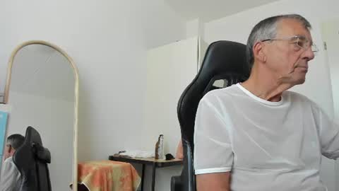 Henk online show from August 2, 2026, 12:36 pm