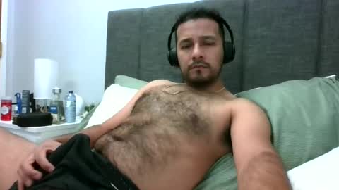 2022felipe online show from February 23, 2025, 6:45 pm