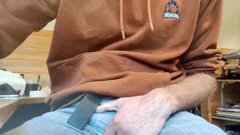 Snapshot of 22_acacia_avenue chatting on October 1, 2025, 9:48 am 22_acacia_avenue online show from October 1, 2025, 9:48 am